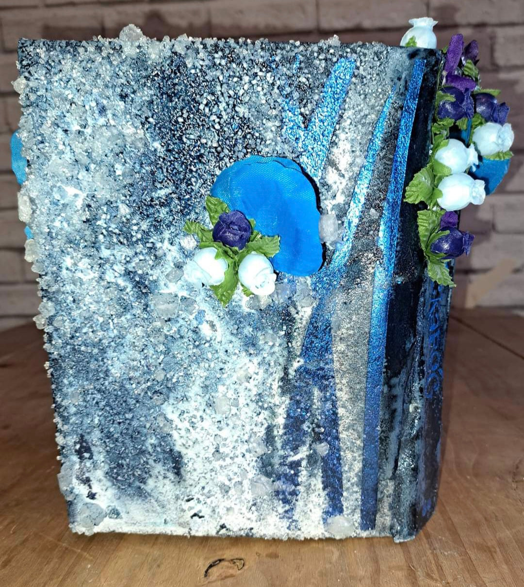 Ickabog book crystallised ornament