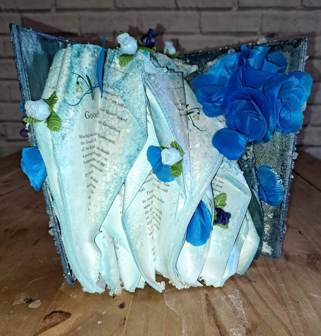 Ickabog book crystallised ornament